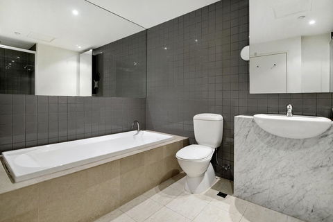 ULTIQA Little Collins (located At The Hero Apartment Building) - Grafton Accommodation 18