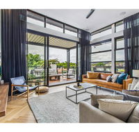 Ultimate Luxury Penthouse From The Block - Grafton Accommodation