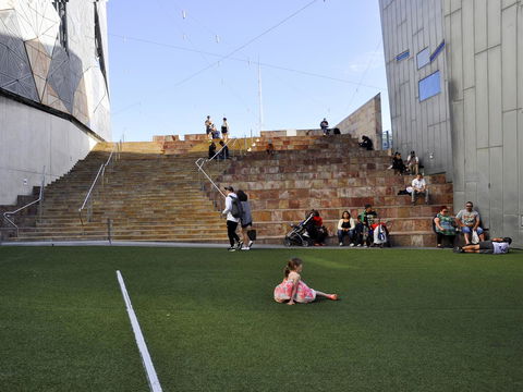 Mono Two On Flinders Street - Grafton Accommodation 32