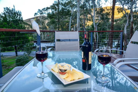 Blue Ridge Retreat - Grafton Accommodation 5