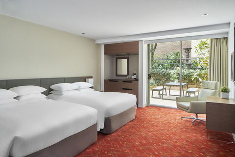 Melbourne Marriott Hotel - Grafton Accommodation 3