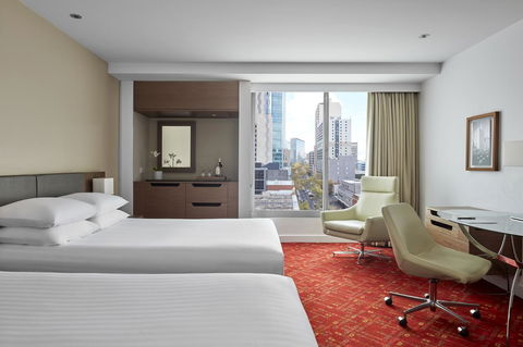 Melbourne Marriott Hotel - Grafton Accommodation 8