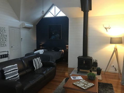 Two Truffles Cottages - Grafton Accommodation 12