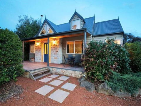 Two Truffles Cottages - Grafton Accommodation 0