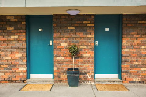 Burvale Hotel - Grafton Accommodation 14
