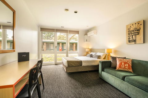 Burvale Hotel - Grafton Accommodation 7