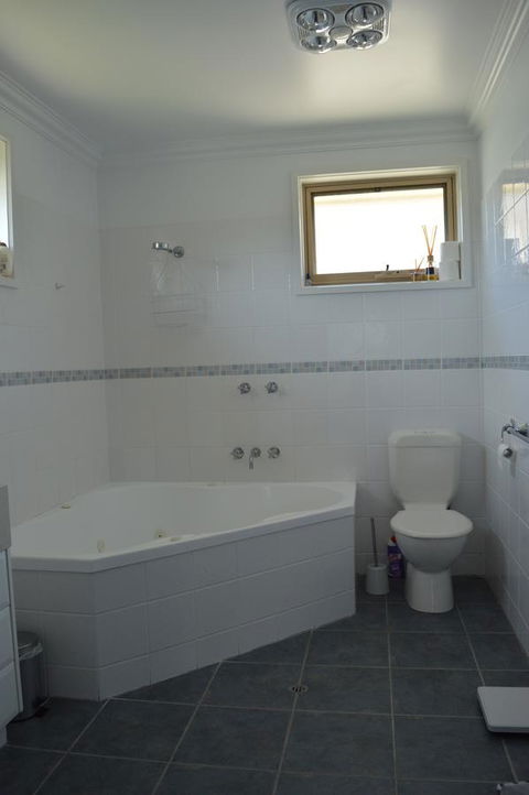 Ocean View Beach House - Grafton Accommodation 17