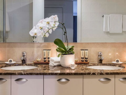 Quay West Suites Melbourne - Grafton Accommodation 29