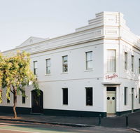 Naughtons Hotel - Grafton Accommodation