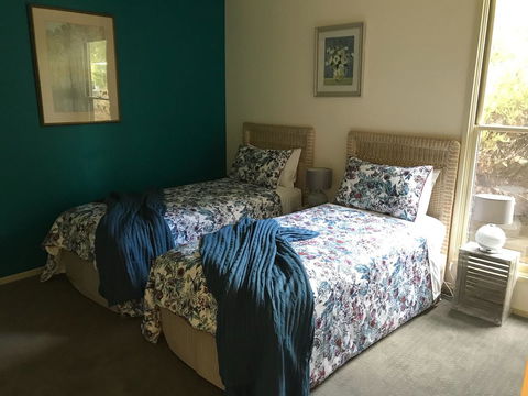 Lakeside Conti Villas - Grafton Accommodation 7