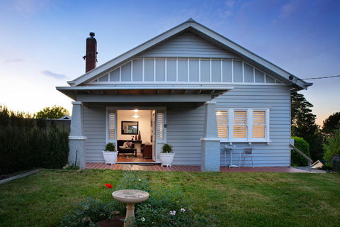 Churchills - Grafton Accommodation 3