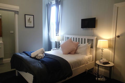 The Bischoff Hotel - Grafton Accommodation 3