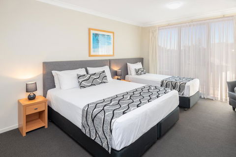The Brighton Apartments - Grafton Accommodation 3
