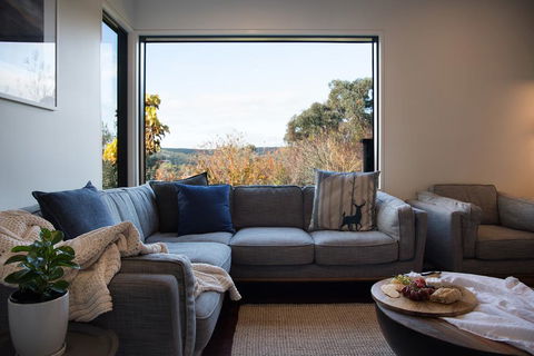 The Clubhouse - Grafton Accommodation 1