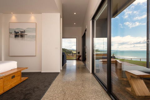 The Cove Tasmania - Grafton Accommodation 2