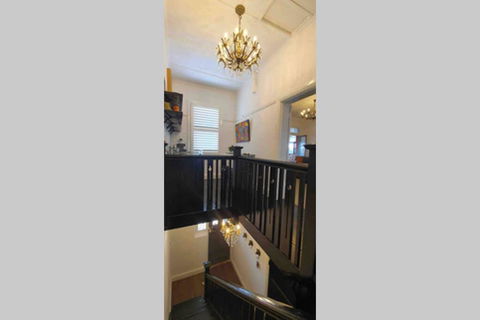 The Dewhurst - Sophisticated Entire CBD Apartment - Grafton Accommodation 2