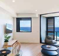 The Edge - Luxurious Waterfront Apartment - Grafton Accommodation