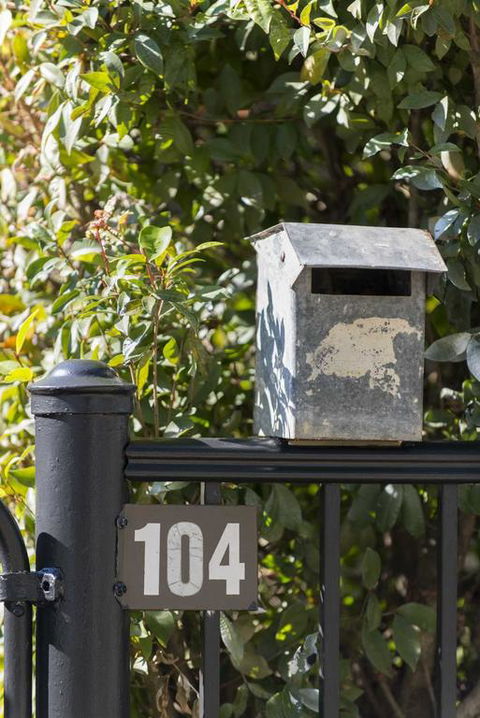 The Grey House - Grafton Accommodation 3