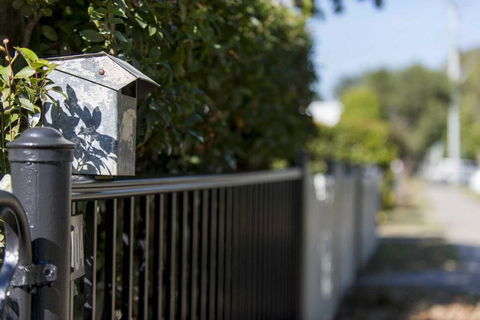 The Grey House - Grafton Accommodation 1