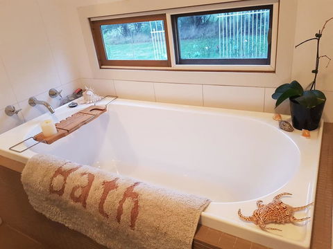 The Gurdies Room With Amazing Sunset Views - Grafton Accommodation 2