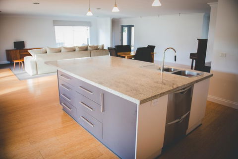 The Hicks - Grafton Accommodation 1