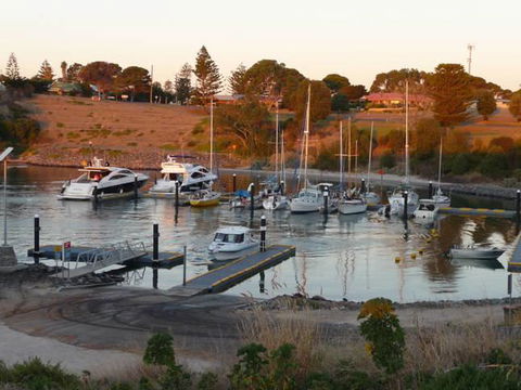 The Hideaway - Grafton Accommodation 0