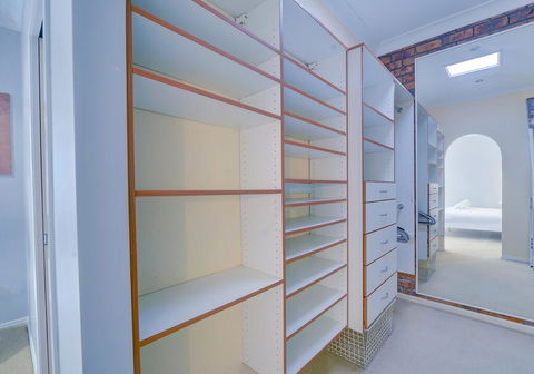 The Hillside House - Grafton Accommodation 3