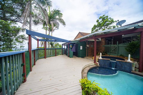 The Hillside House - Grafton Accommodation 1