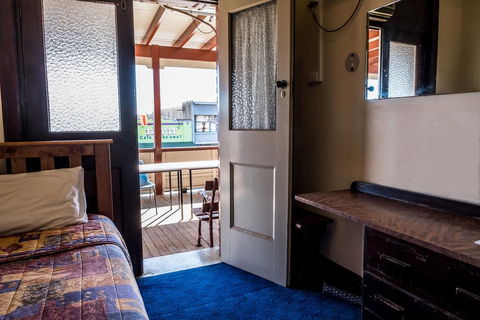 The Imperial Hotel - Grafton Accommodation 1