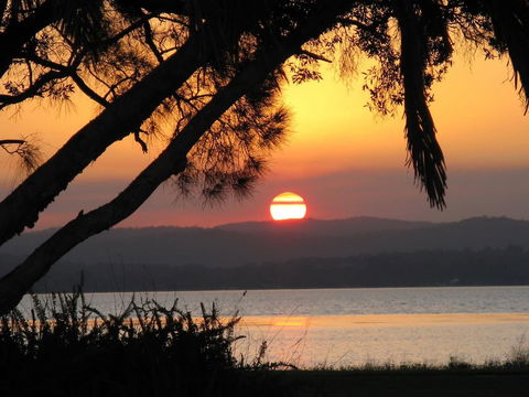 The Jetty Cabin Lakeside - Grafton Accommodation 0