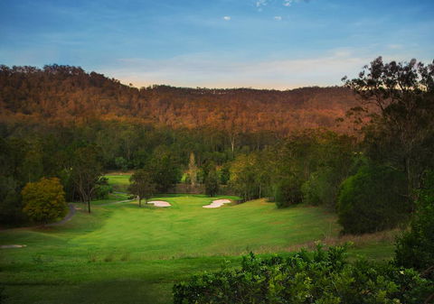 The Kooralbyn Valley - Grafton Accommodation 3