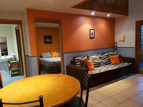 The Oasis At One Mile Beach - Grafton Accommodation 2