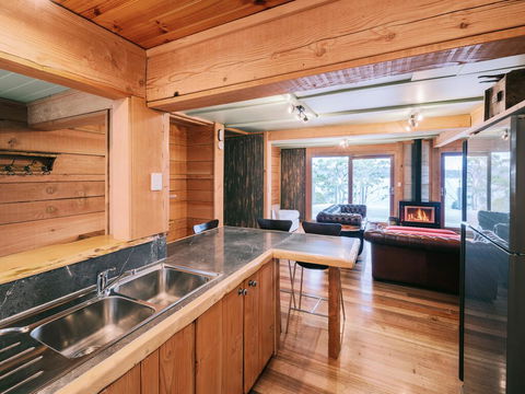 The Pier House - Grafton Accommodation 3