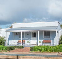 The Rested Guest 3 Bedroom Cottage West Wyalong - Grafton Accommodation