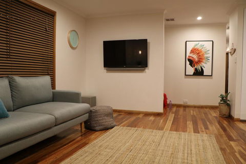 The Salty Gum - Maslin Beach - Grafton Accommodation 2