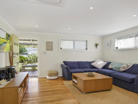 The Shabby Shell - Fresh And Inviting - Grafton Accommodation 0