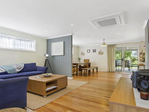 The Shabby Shell - Fresh And Inviting - Grafton Accommodation 3