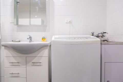 The Shouse - Grafton Accommodation 3