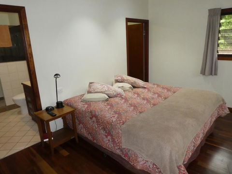 The Summit Bed & Breakfast - Grafton Accommodation 2