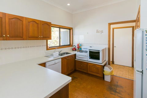 The Sun And The Sea In Hervey Bay - Grafton Accommodation 1