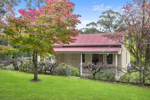 THE TEACHERS COTTAGE - Grafton Accommodation 3