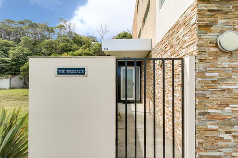 The Terrace - Grafton Accommodation 1