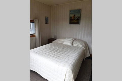 The Tin Dragon - Grafton Accommodation 3