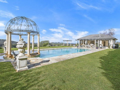 The Villa @ Linden Hall Highlands Luxury - Grafton Accommodation 3