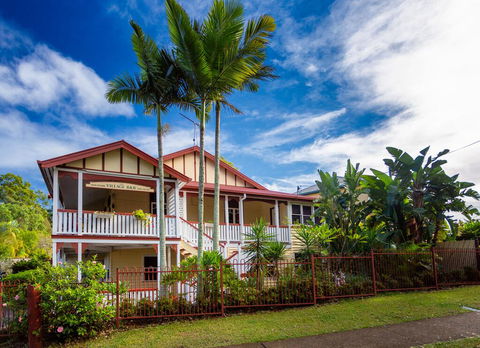 The Village B&B - Grafton Accommodation 0