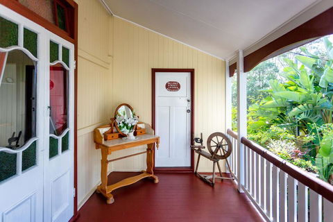 The Village B&B - Grafton Accommodation 2