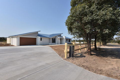 TheHorizon7 - Grafton Accommodation 2