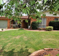 Tidy Home in a Leafy Suburb Great Location - Grafton Accommodation