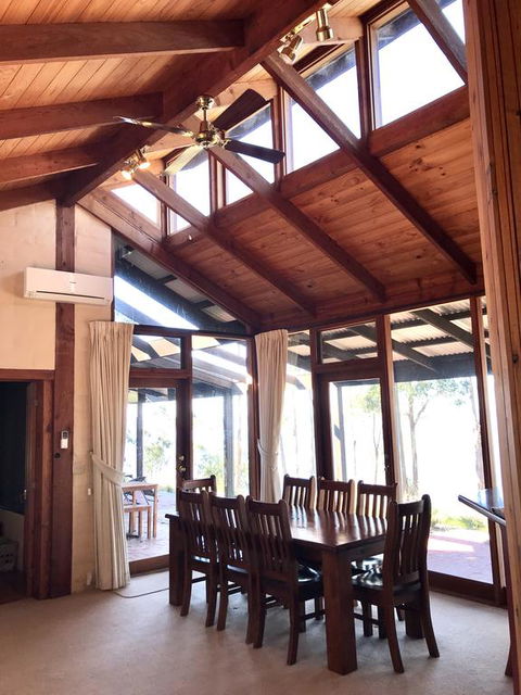 Tinderbox Cliff House - Grafton Accommodation 3