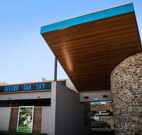 Toongabbie Hotel - Grafton Accommodation
